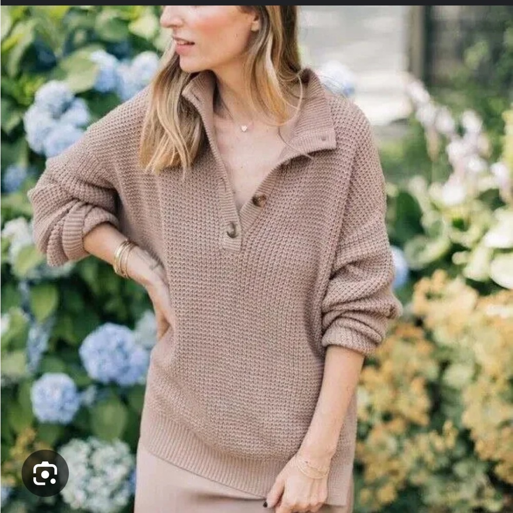 Able Jess Ann Kirkby Marin Women's V-Neck Sweater in Mushroom